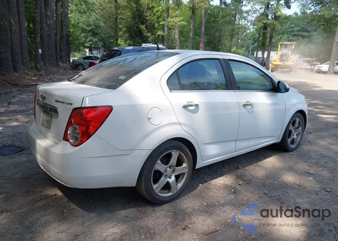 2012 Chevrolet Sonic 2Lz из США, поврежденный, VIN 1G1JE5SH0C4169270